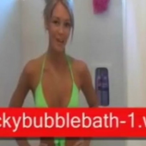 Sexy blondy teen Jacky blow in hot bubble bath