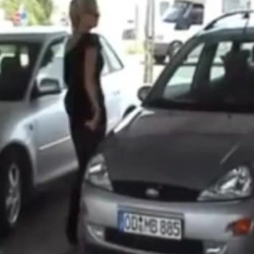 blonde german amateur chick sucks in car