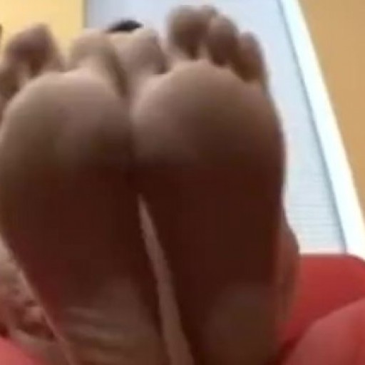 Callie Dee french pedicure doing footjob