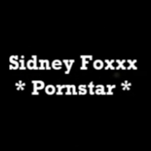 Sidney Foxx masturbates