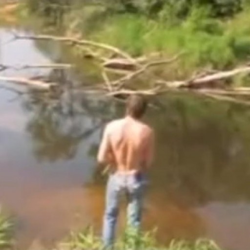 Hot teen loves fucking in free nature