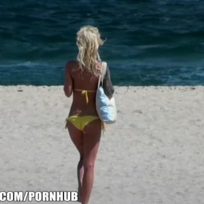 Bikini clad bombshell is picked up for public sex on the beach