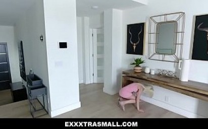 ExxxtraSmall - Tiny Blond Kiara Cole Thirsty For Big White Cock