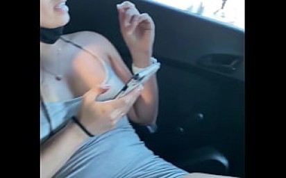 Novinha mostra buceta em Uber de Jo&atilde;o Pessoa Luana Kazaki