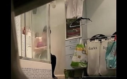 Slut Ukrainian wife changing tampon on toilet