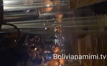 Fui jantar com meu principe de Onlyfans e terminei transando com seu amigo.... video completo no bolivianamimi.tv