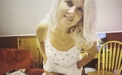 Curvy MILF Rosie: Post Filming Dancing and Chat